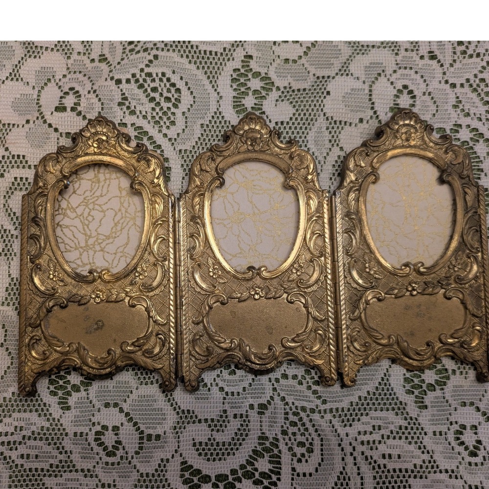 Vintage Ornate Gold Finish Trifold Hinge Frame with Velvet Back, Solid, Heavy